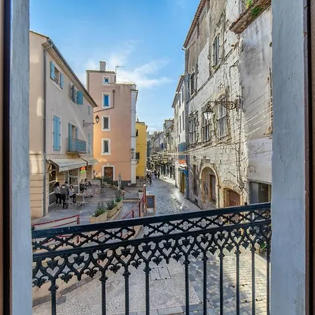 Apartment Historic Center- 8mn Walk From The Trainstation *